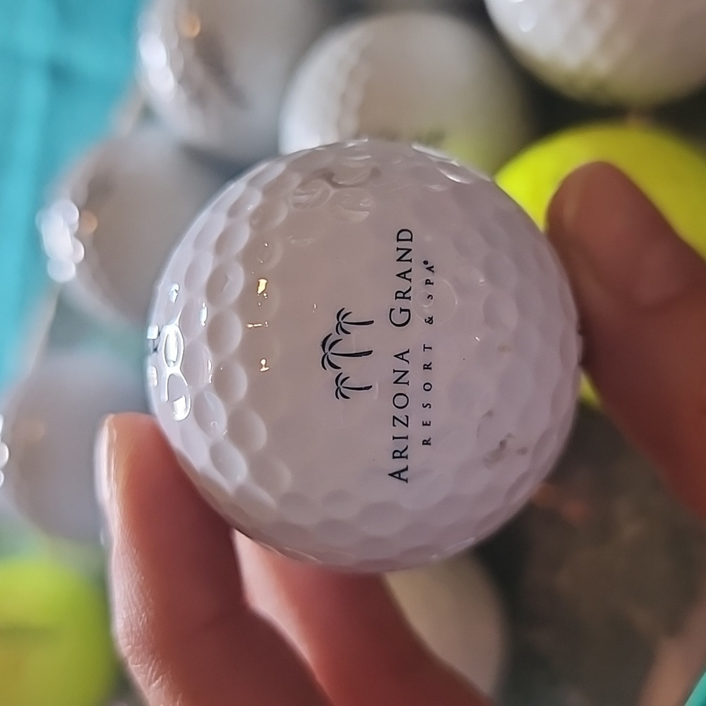 Mixed Titleist Golf Balls (14), White & Yellow